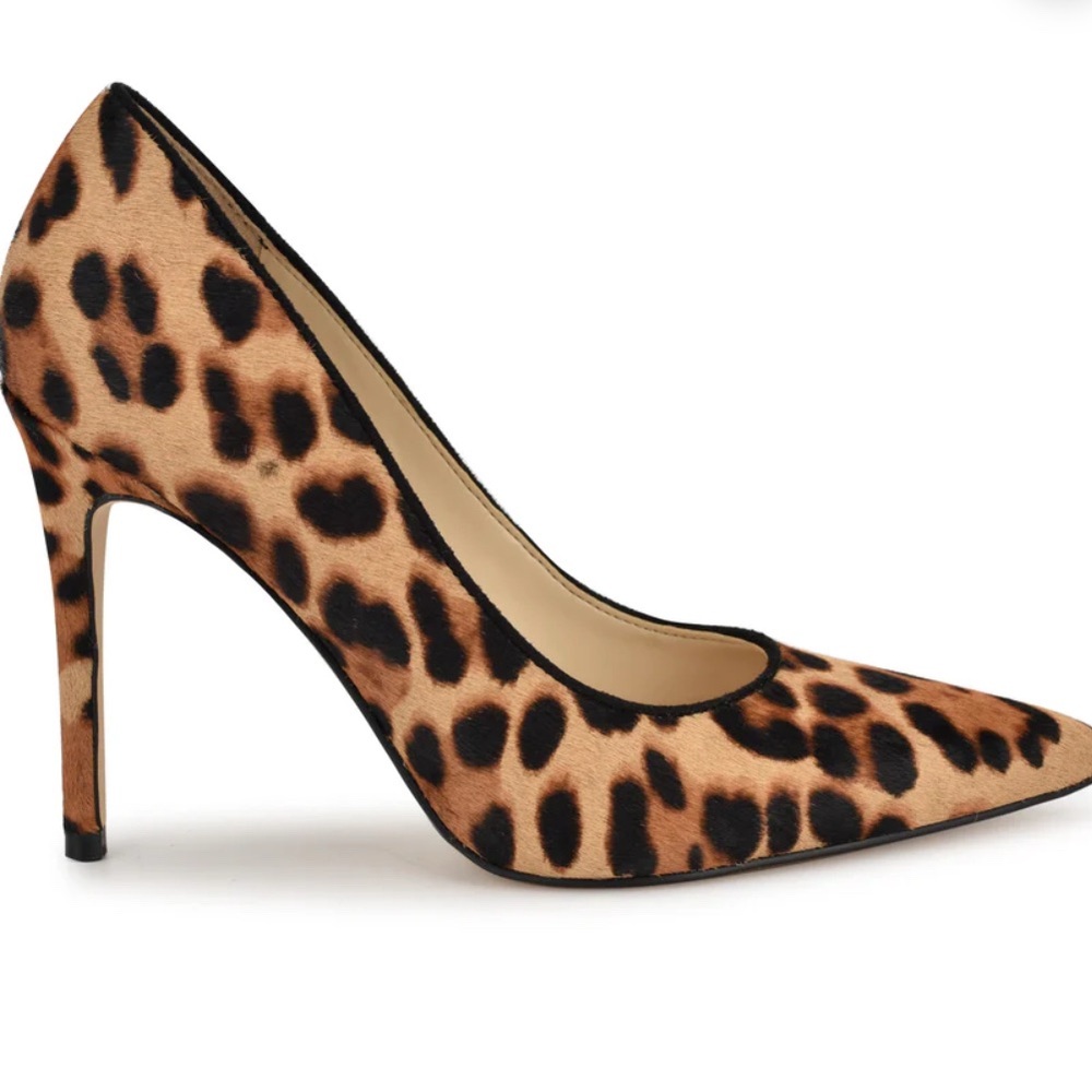J. CREW Brown and Black High Heeled Pumps with Pointed Toe and Stiletto Heel